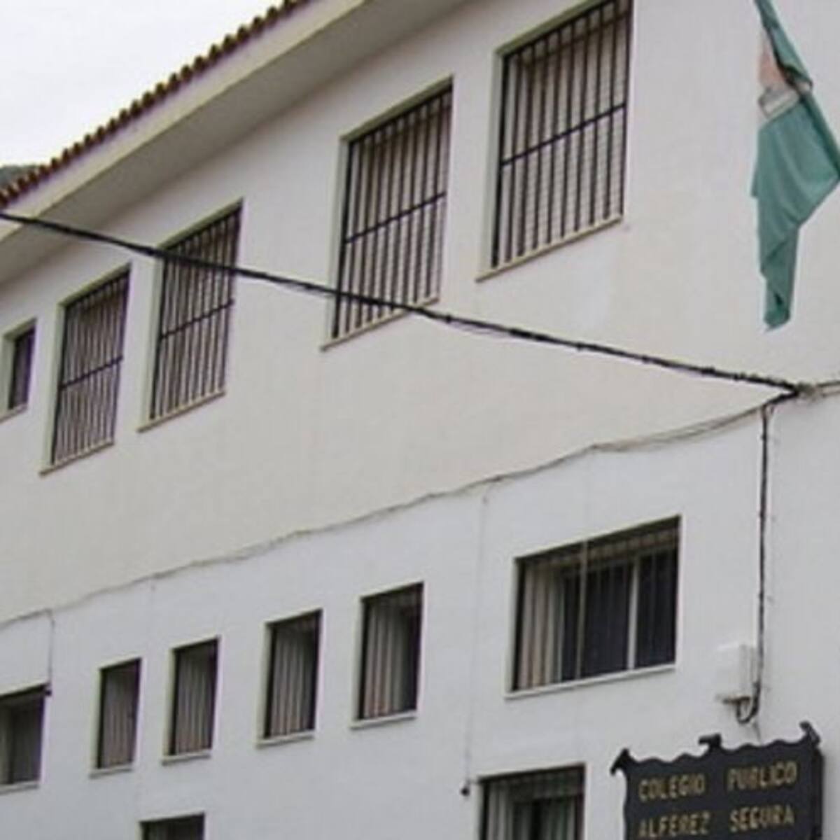 El Ayuntamiento de Huesa pide que se regulen las bajas por coronavirus en Educación