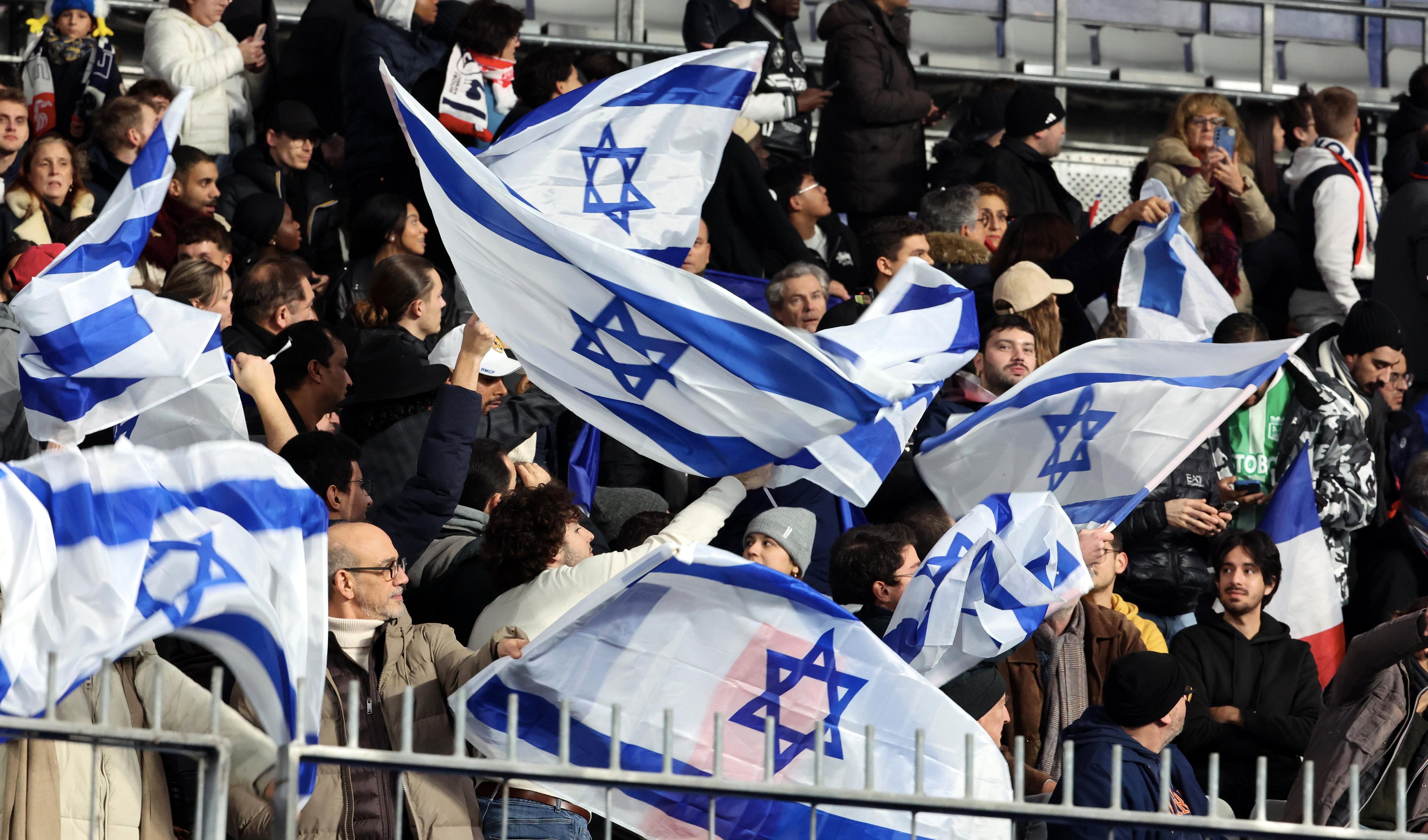 Aficionados israelíes durante el partido de la Nations League que enfrentó a su equipo de fútbol con el de Francia en París el pasado mes de noviembre