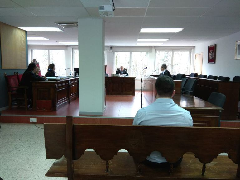 Un momento del juicio que se iniciaba hace unas semanas