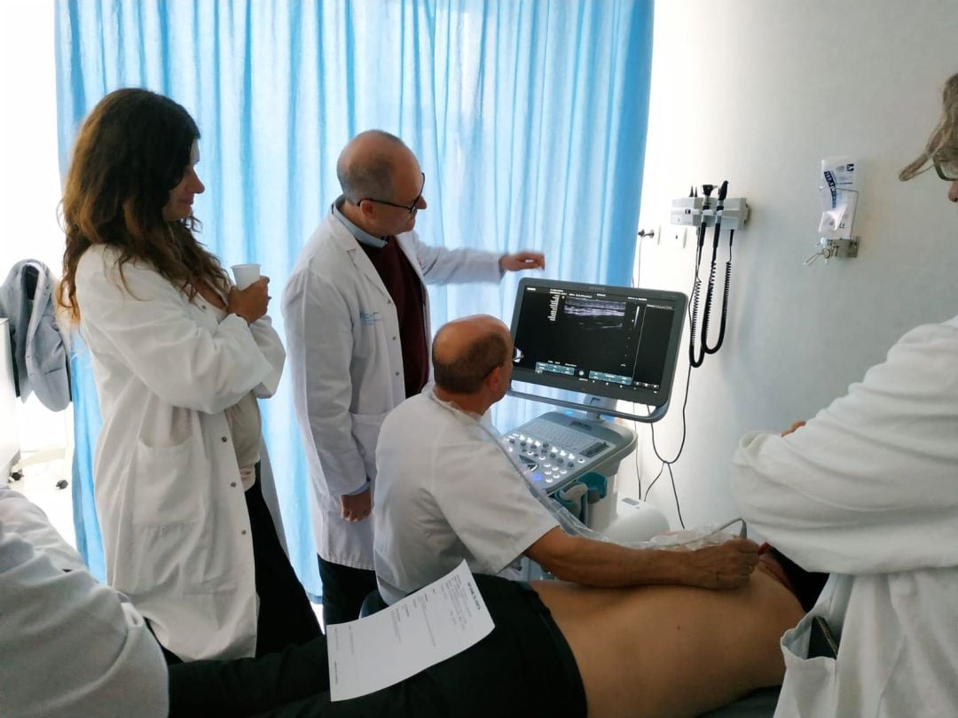 Están llamados a huelga unos 400 médicos