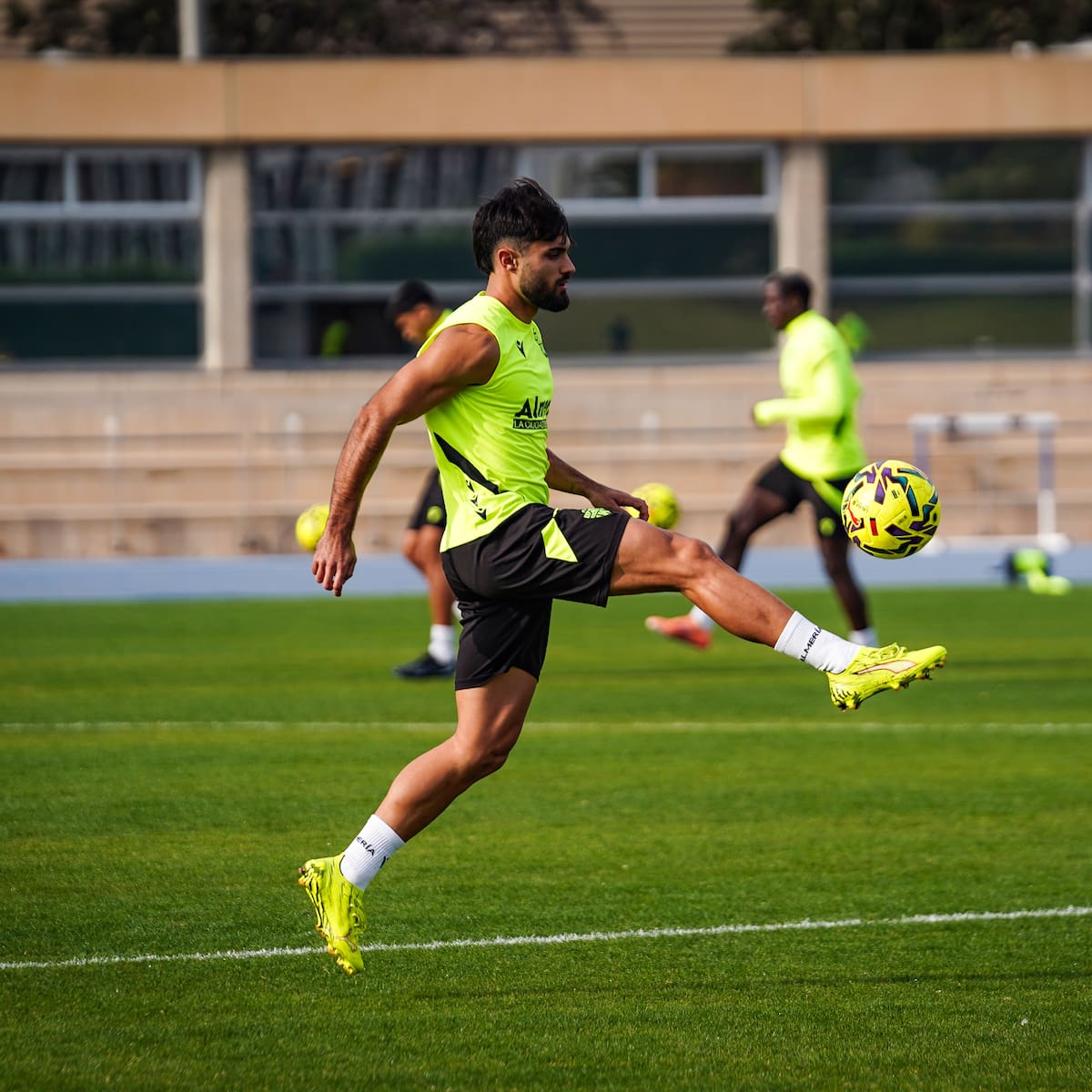 Renovaciones calientes en el Almería que piensa en todo