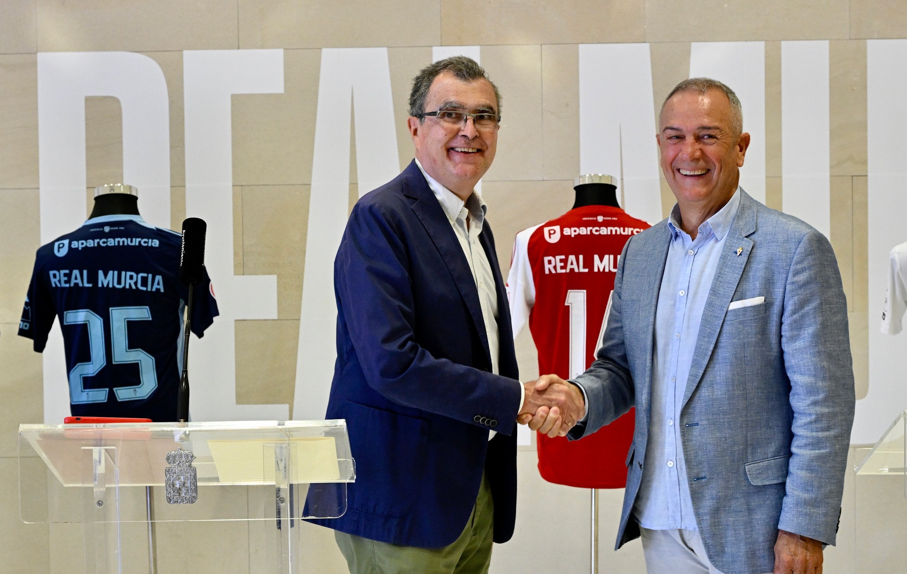 Felipe Moreno y José Ballesta en el estadio Nueva Condomina