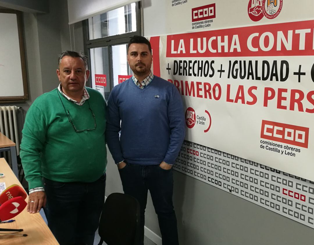 Los secretarios provinciales de UGT y CCOO Manuel Sanz y Alex Blázquez , de iz a dcha, en una comparacencia anterior ante los medios