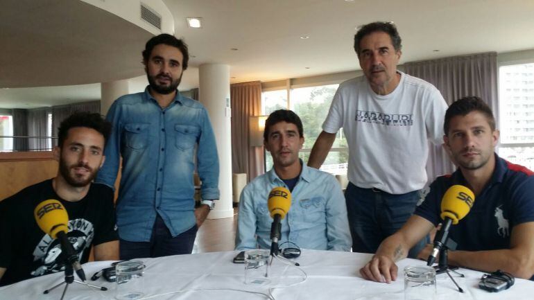 Miguelín, en el centro de la imagen, en la tertulia de Gijón SER Deportivos del lunes.