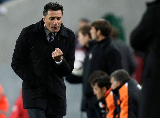 Míchel celebra un gol de su equipo