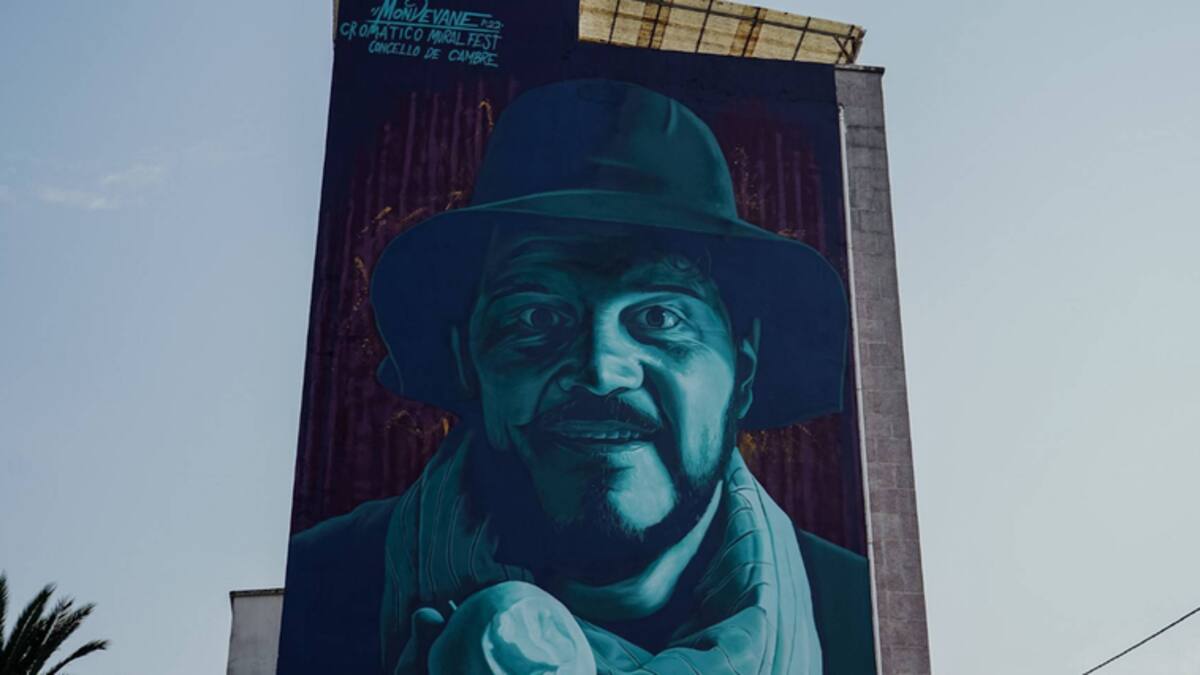 "Soy muy joven para este tipo de homenajes": Xosé A. Touriñán, rostro protagonista del mejor mural del mundo del mes de julio