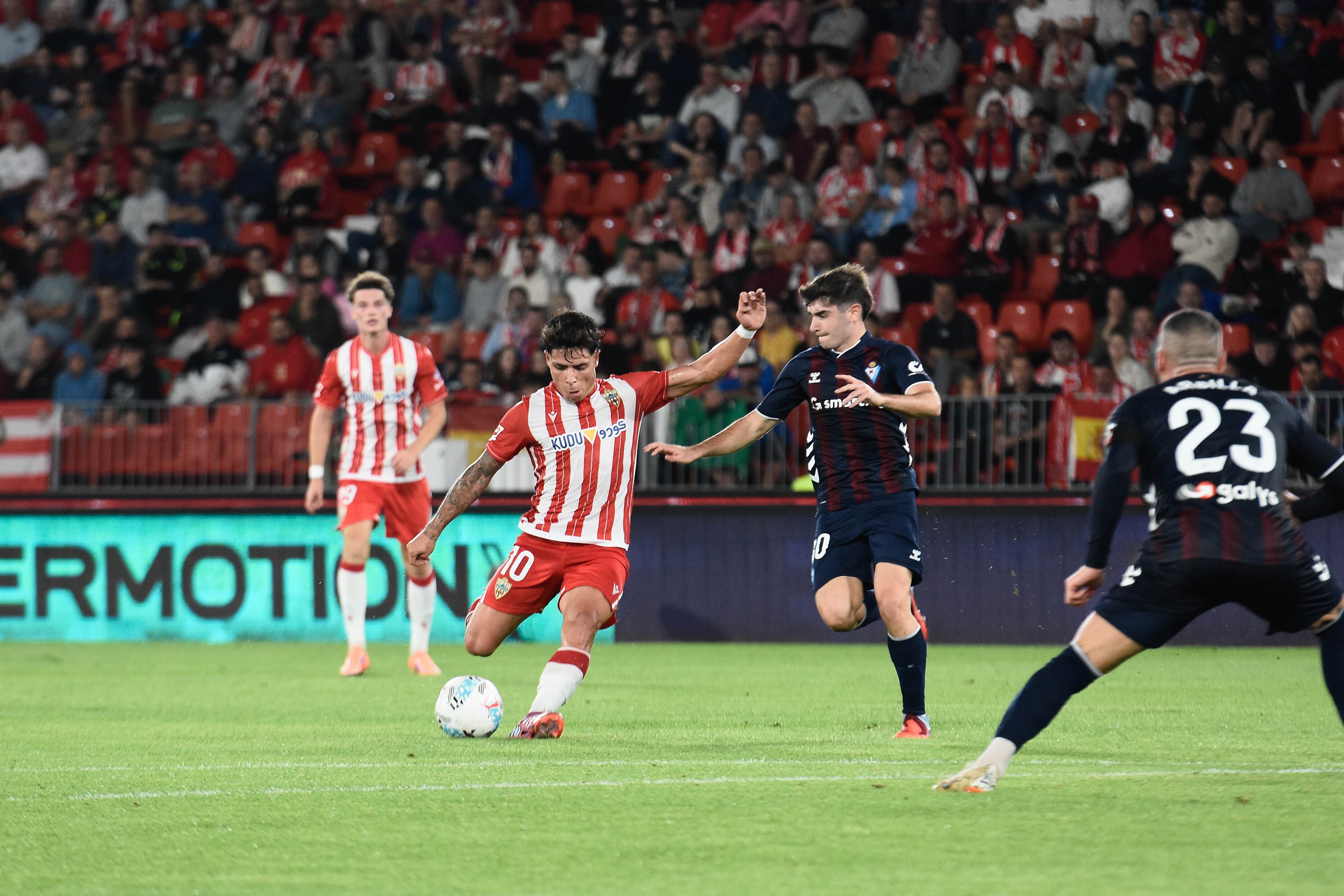Un futbolista que ha participado en las 12 jornadas de Liga en Segunda.