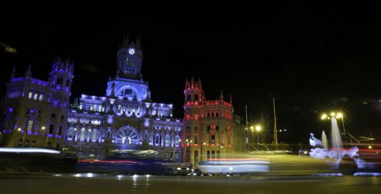 Palacio de Cibeles iluminado