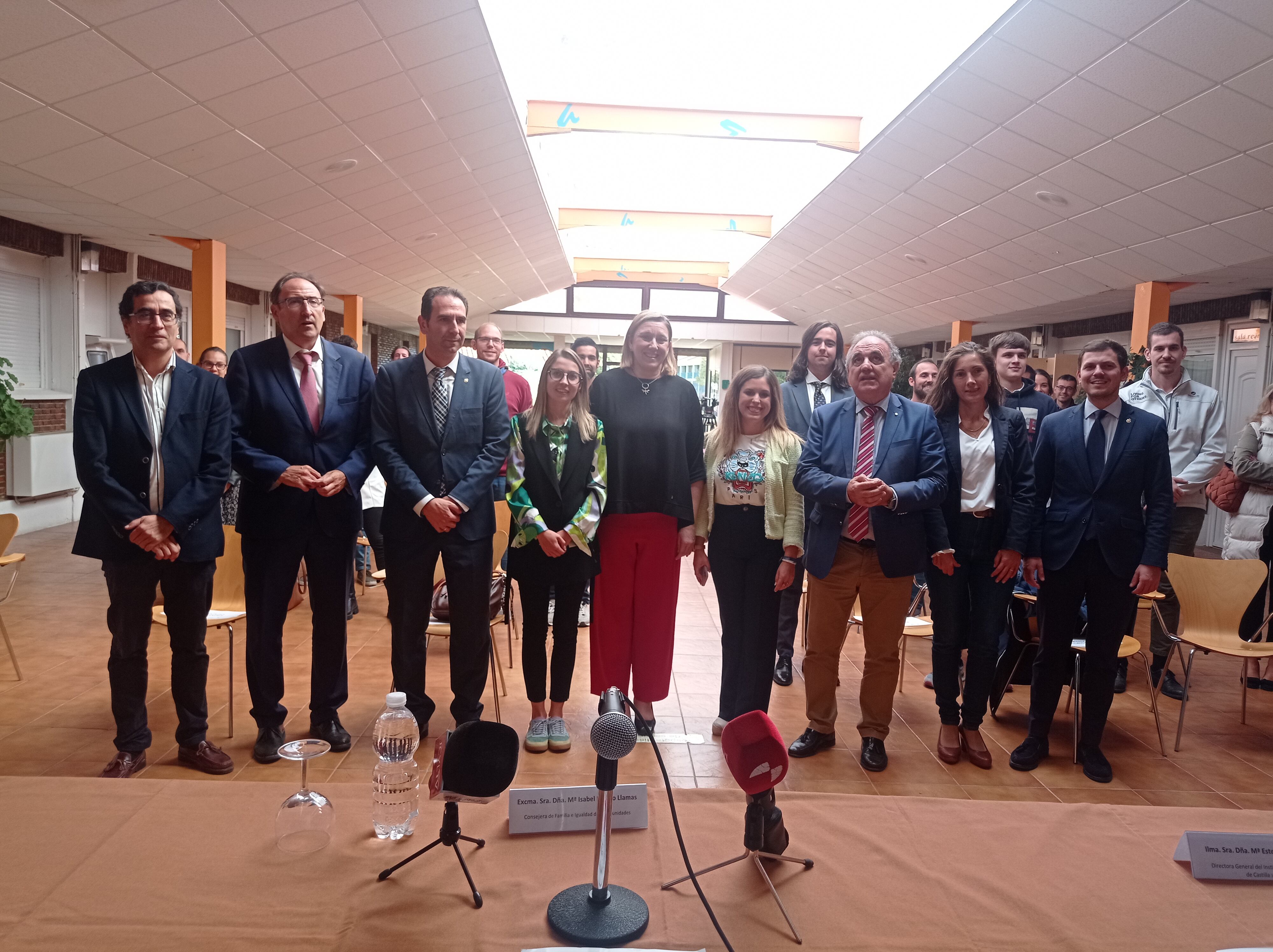 La presentación del nuevo Plan de Juventud ha tenido lugar en la Escuela Castilla de Palencia