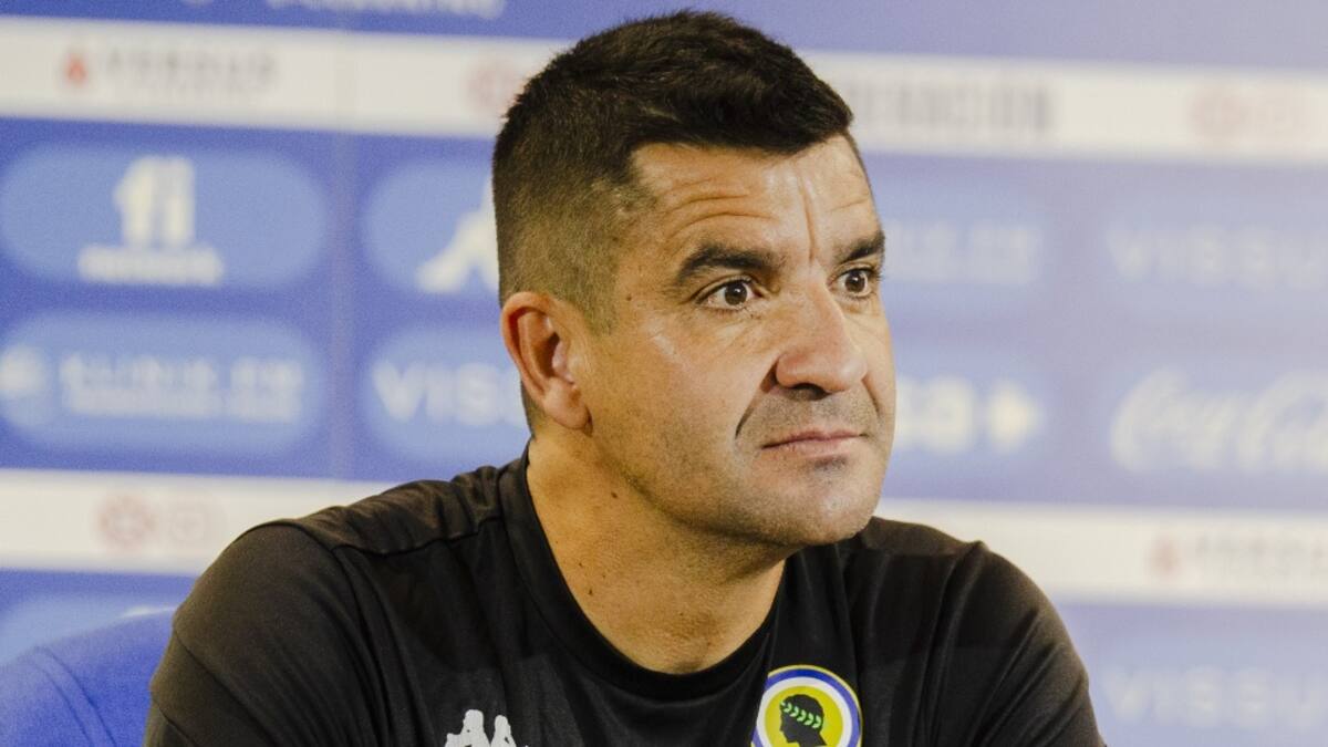 Rueda de prensa de Rubén Torrecilla, entrenador del Hércules, en la previa del partido ante el Alcorcón