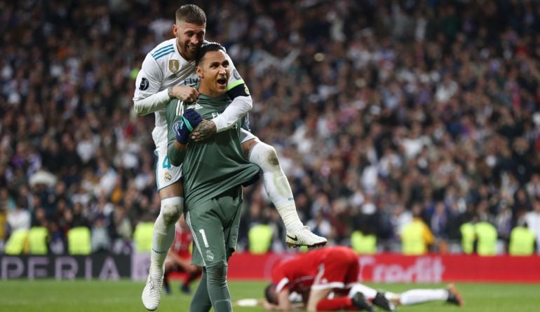 Ramos y Keylor Navas celebra el pase a la final 