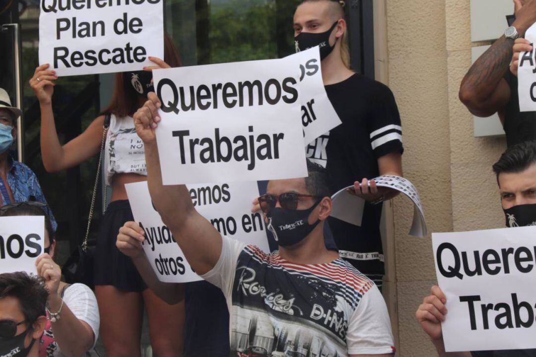 Imatge d&#039;arxiu de la manifestació del sector de l&#039;oci nocturn davant dels jutjats de Tarragona