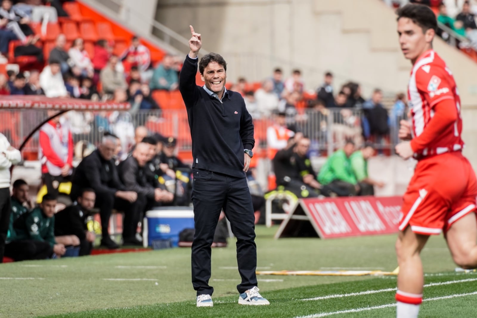 Rubi dice que no ha tocado ninguna tecla para ganar al Ceuta.