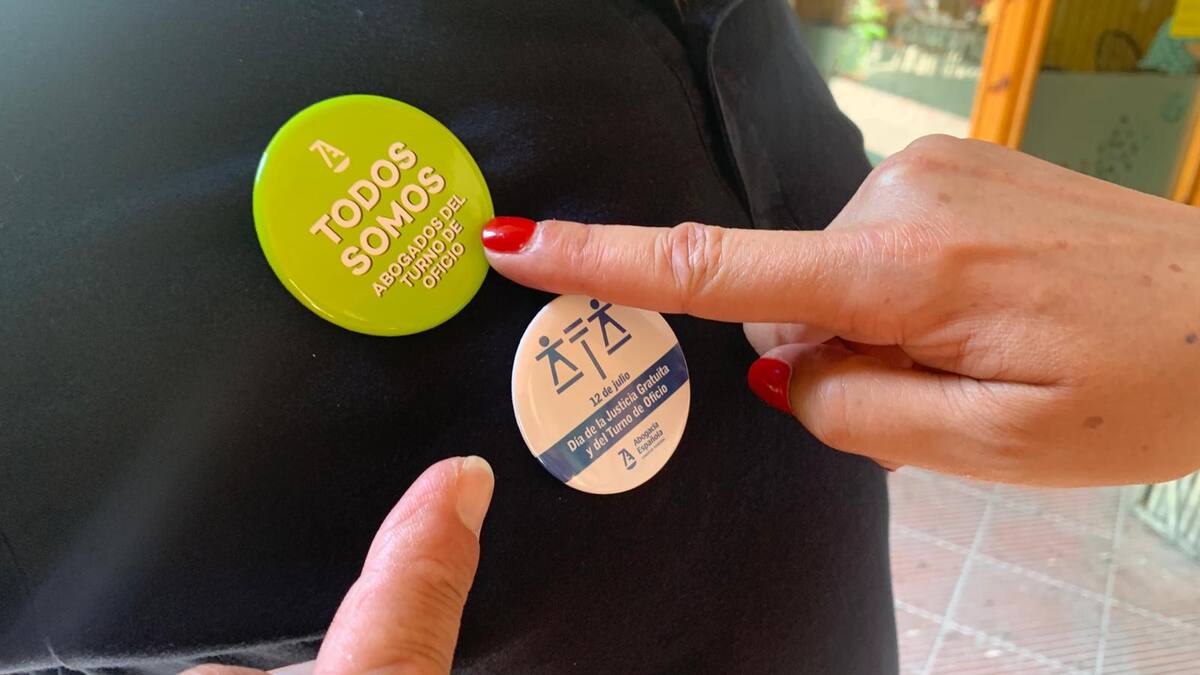 Protesta de los abogados del turno de oficio en el Bierzo por el impago de las compensaciones