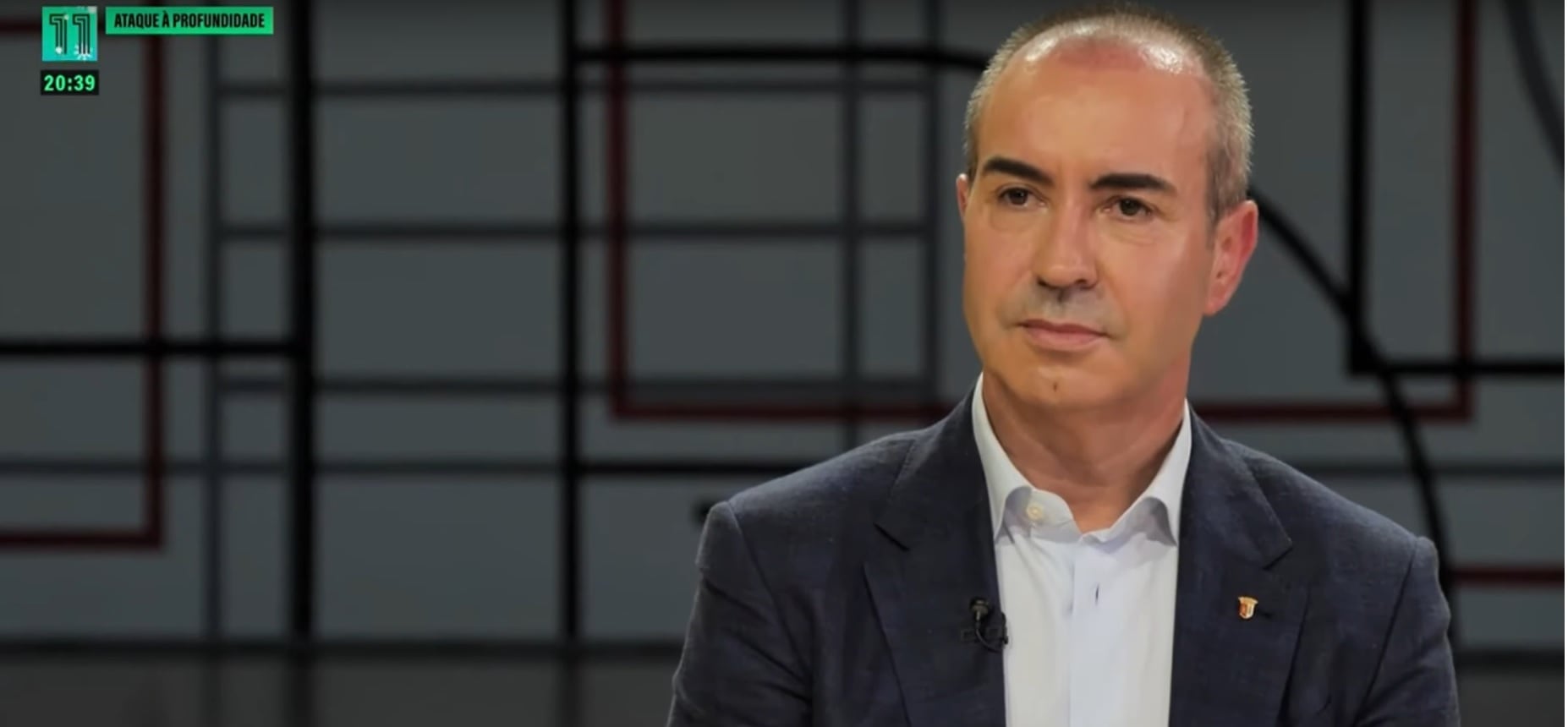 Antonio Salvador, durante la entrevista con el Canal 11