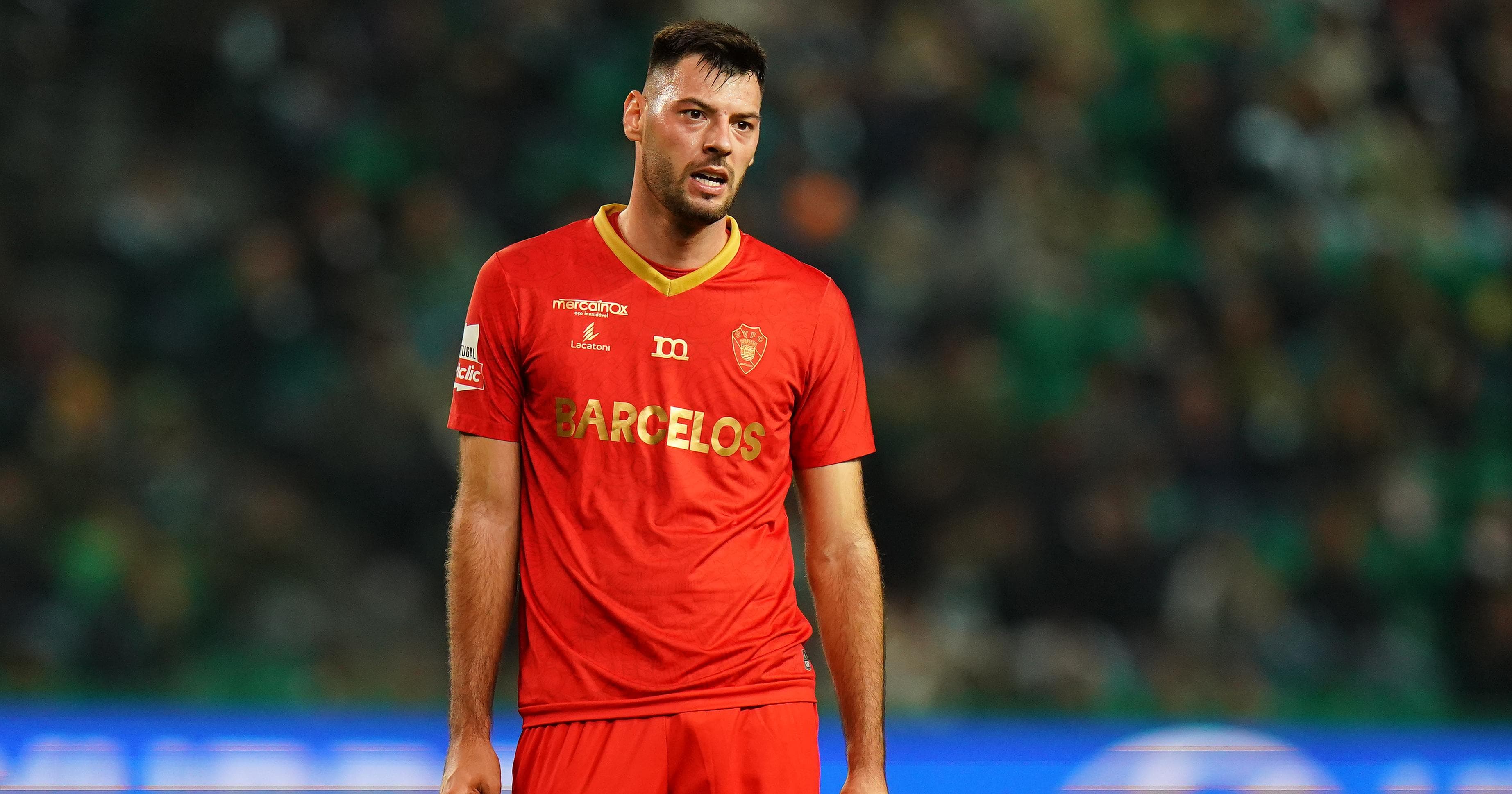 Roko Baturina con la camiseta de Gil Vicente