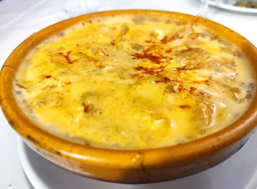 Sopa de ajo y huevo de La Cueva de Luis Candelas