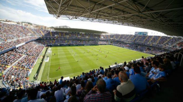 Estadio de La Rosaleda en un partido contra el Sevilla