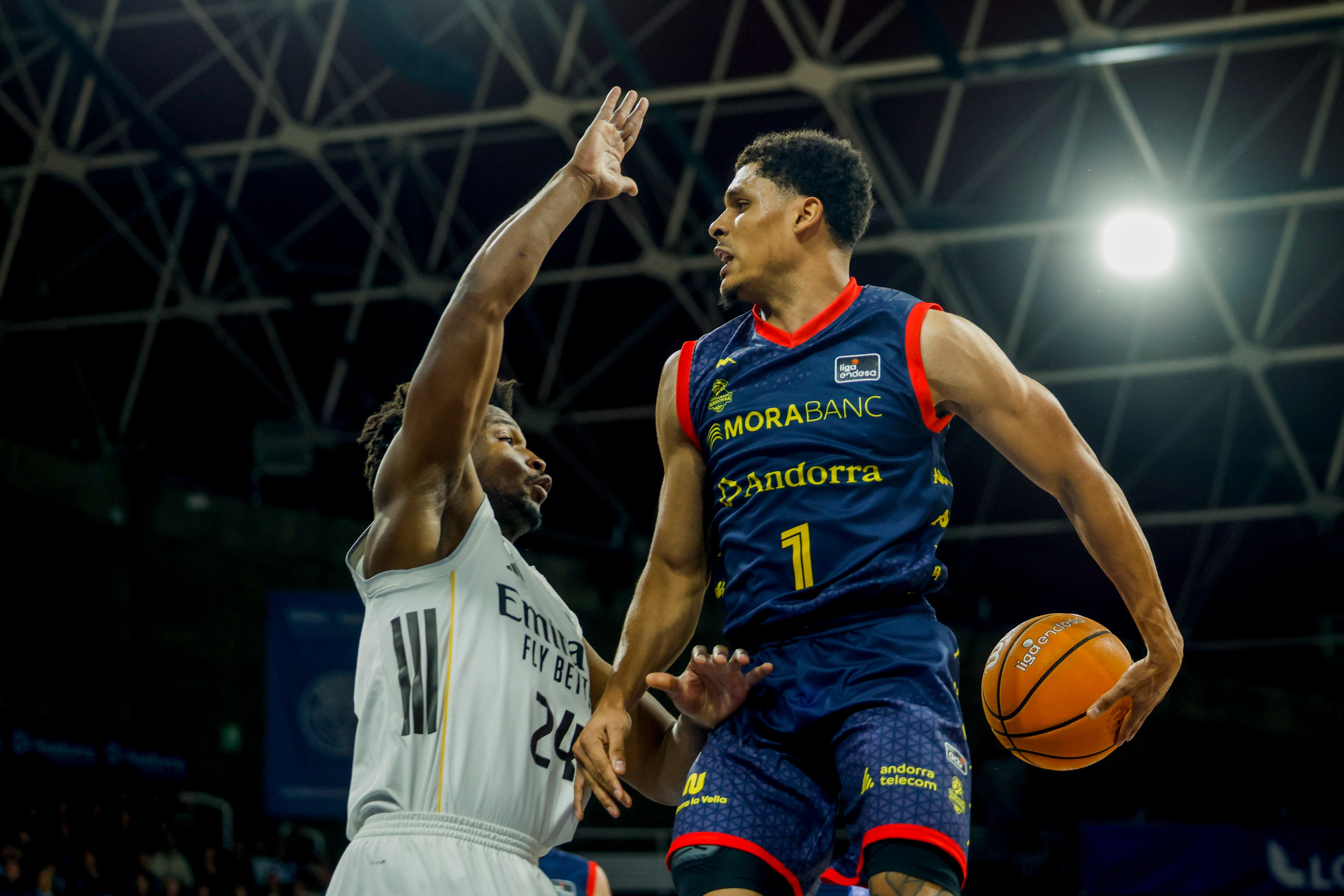 Xavier Castañeda va ser el màxim anotador del partit, però preocupa el seu estat físic després de retirar-se lesionat