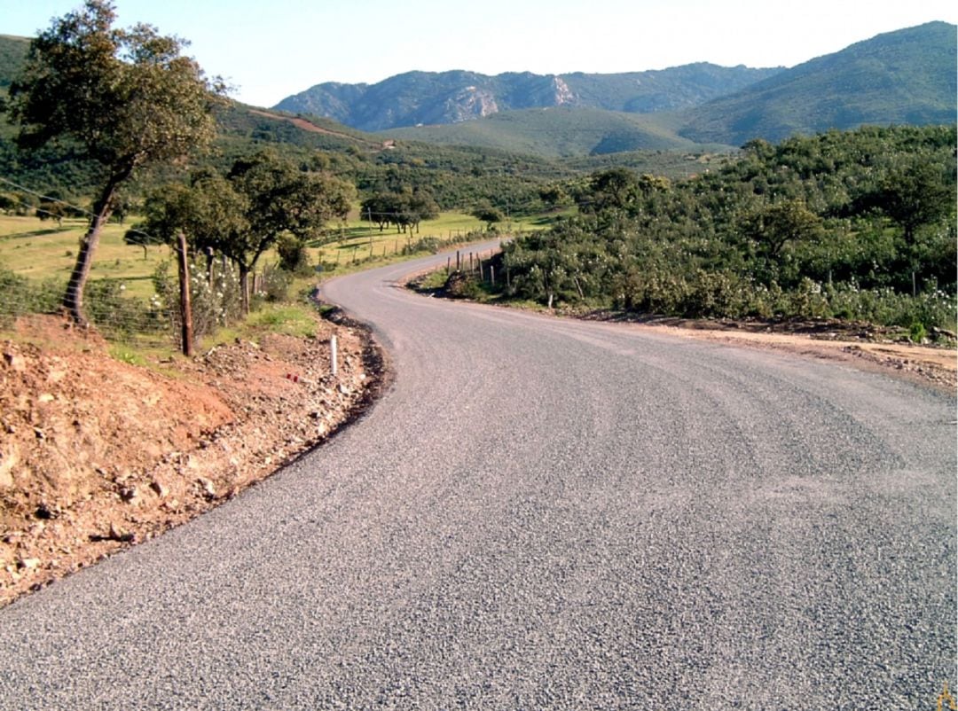 Imagen de archivo de una carretera provincial