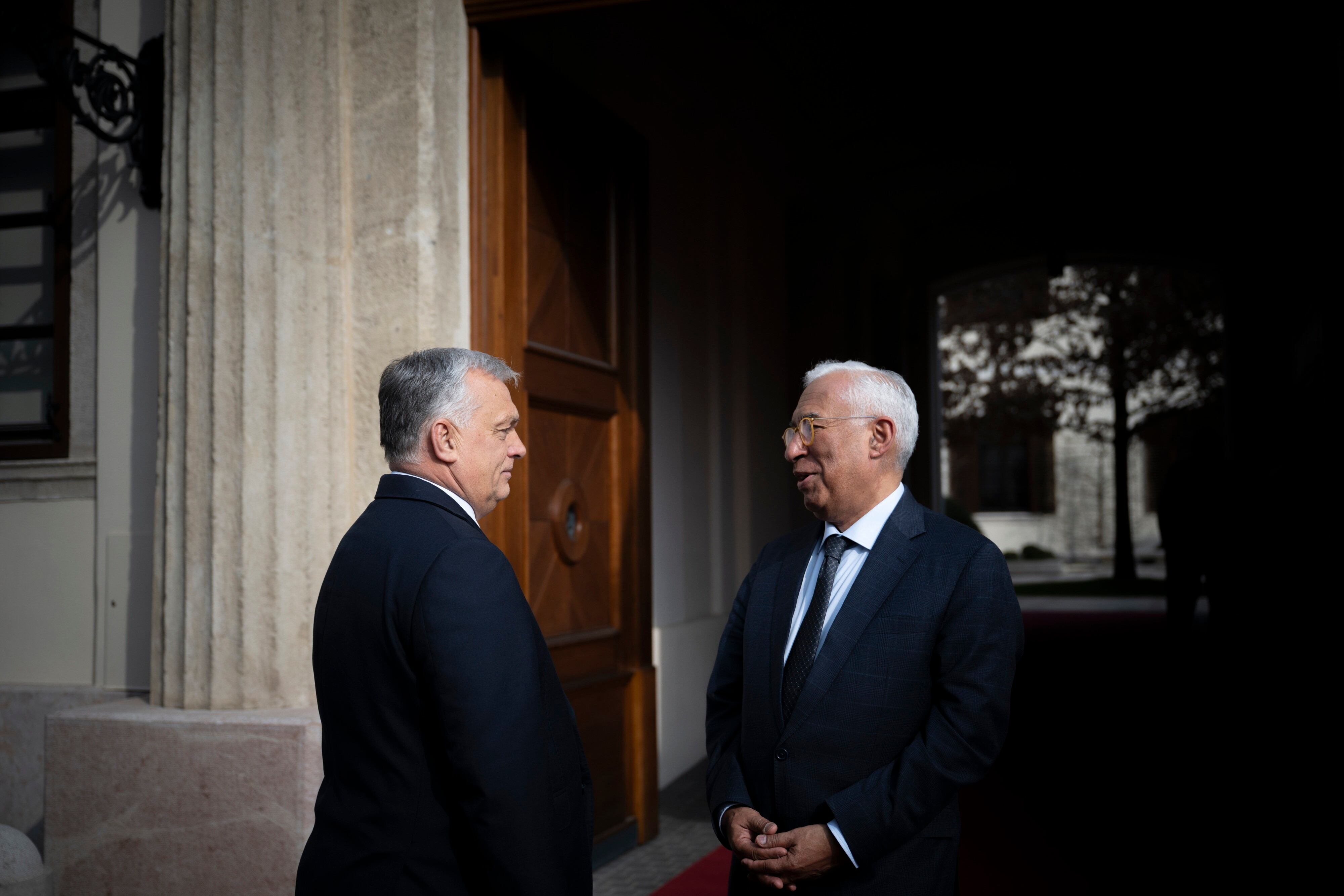 El presidente del Consejo Europeo, Antonio Costa, visita Budapest, donde se ha reunido con el primer ministro húngaro, Viktor Orban.