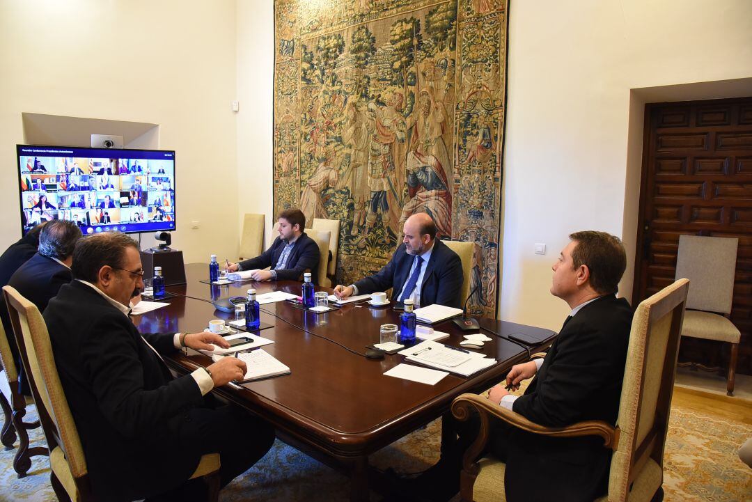 El Gobierno Regional participa en la conferencia con el resto de presidentes autonómicos y el Presidente Pedro Sánchez