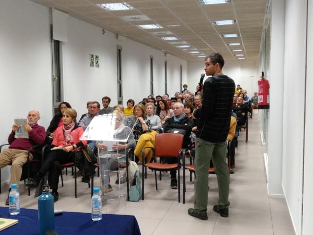 Jesús impartió recientemente una charla junto a San Gabriel