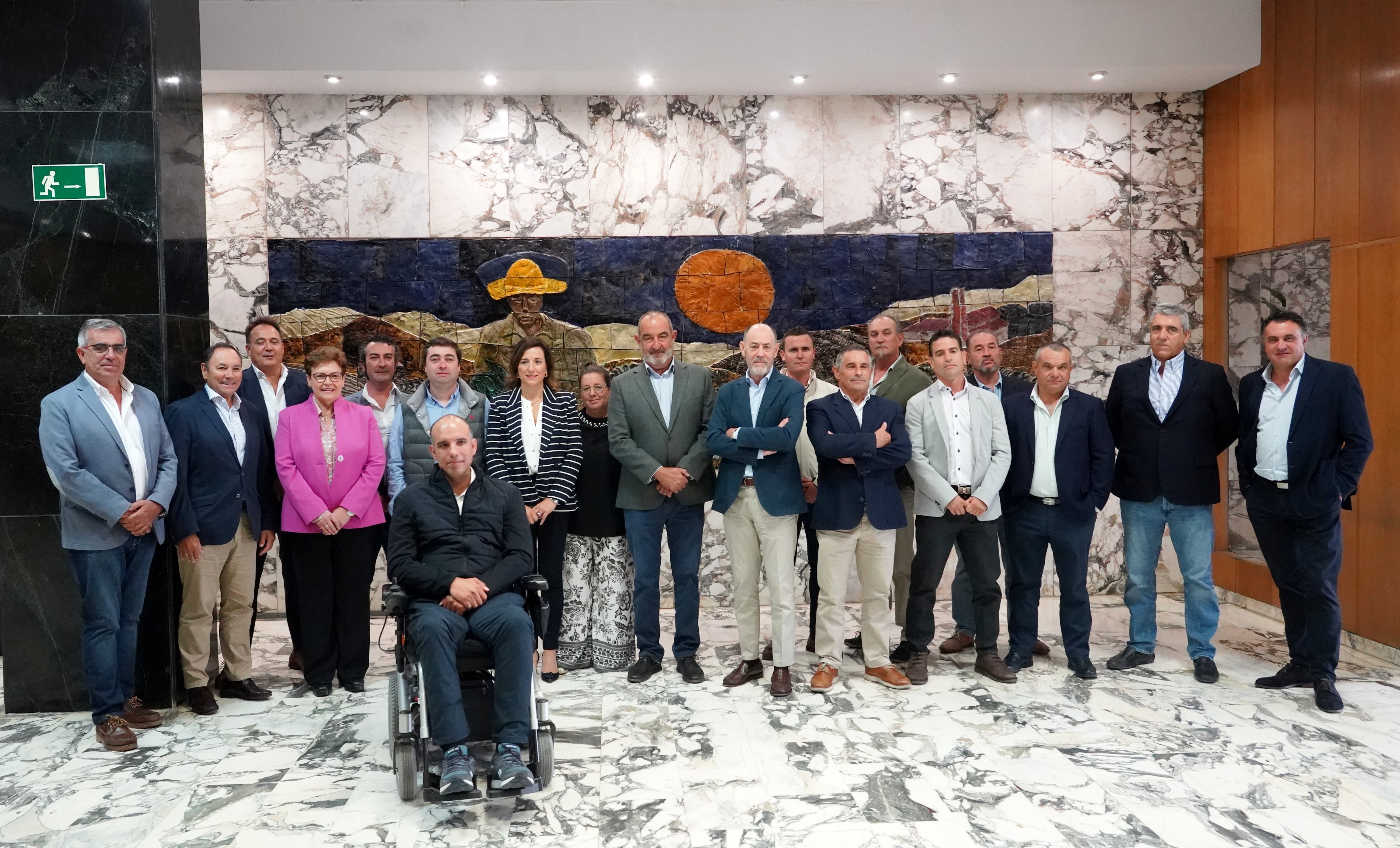 El presidente de ACOR, Jesús Posadas, y el director general de la cooperativa, José Luis Domínguez, presentan los resultados económicos del ejercicio 2023-2024. A las 11.20 horas, convocatoria para gráficos para fotografiar a los órganos sociales de ACOR.