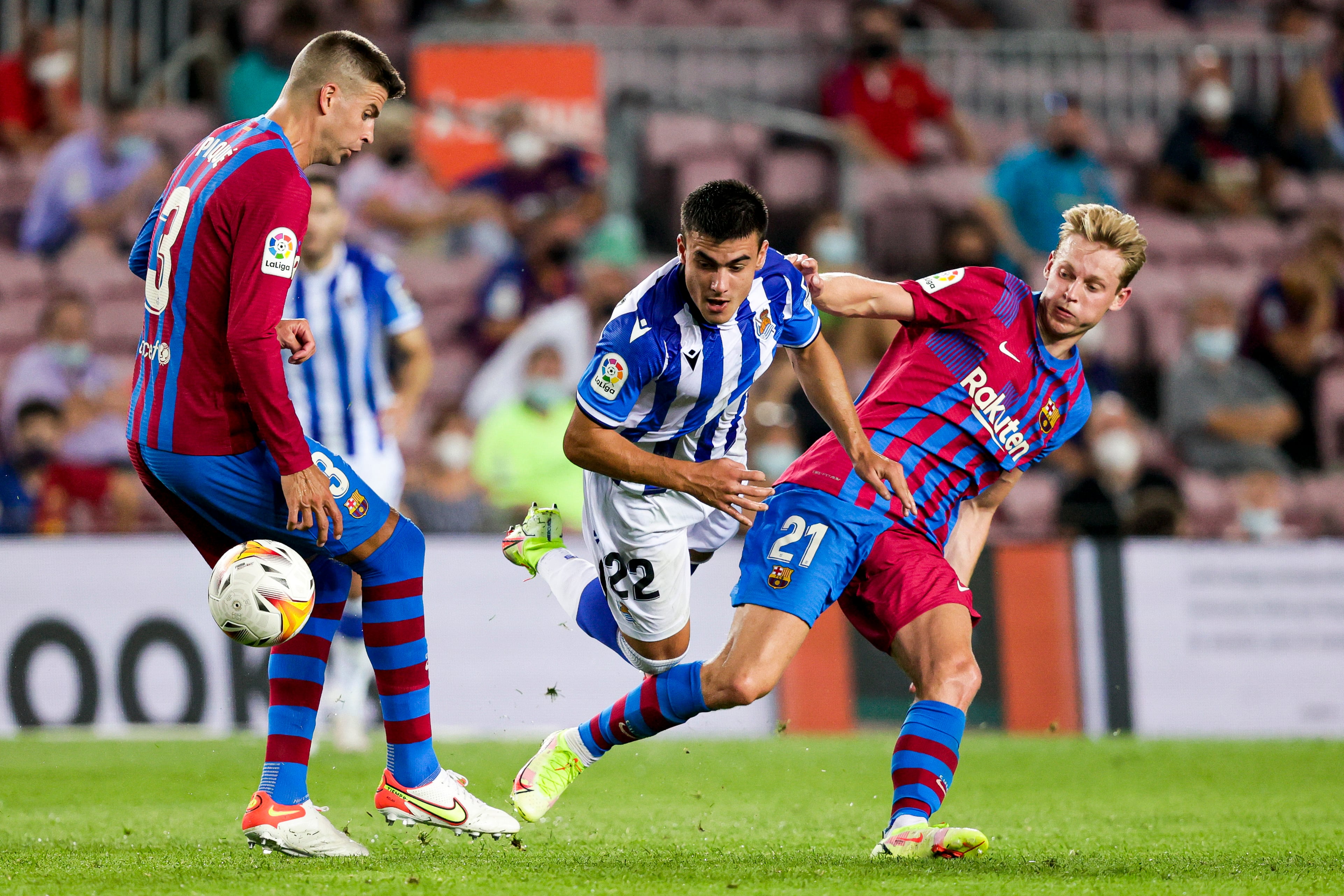 El Barcelona y la Real Sociedad disputan hoy la jornada 2 de la Liga Santander (Photo by David S. Bustamante/Soccrates/Getty Images)