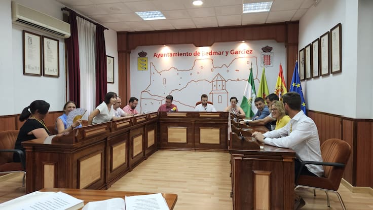 El Ayuntamiento de Bedmar y Garcíez aprueba una ordenanza para la regulación de fuegos artificiales y cohetes tanto para fiestas locales como privadas