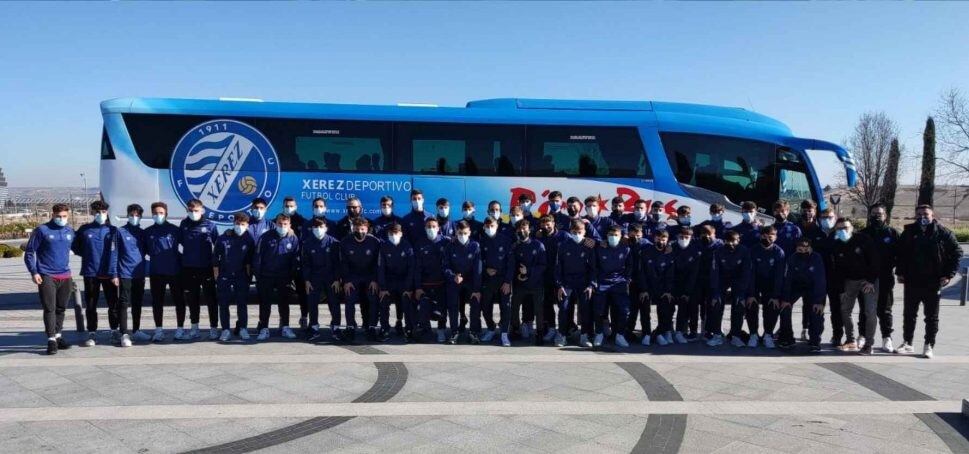 Jugadores de la cantera del Xerez DFC que viajaron el año pasado a Madrid