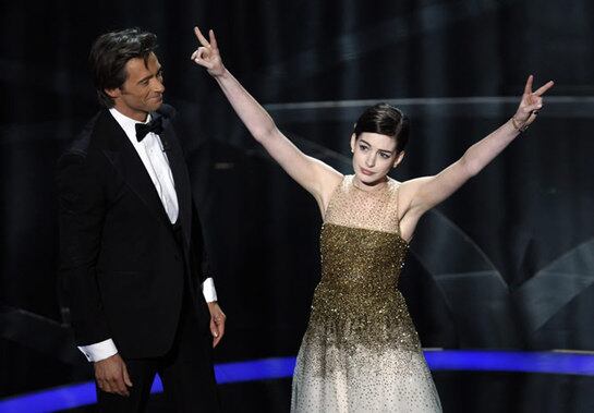 Los ganadores de lla 81º edición de los Oscar. Hugh Jackman y Anne Hathaway al comienzo de la ceremonia