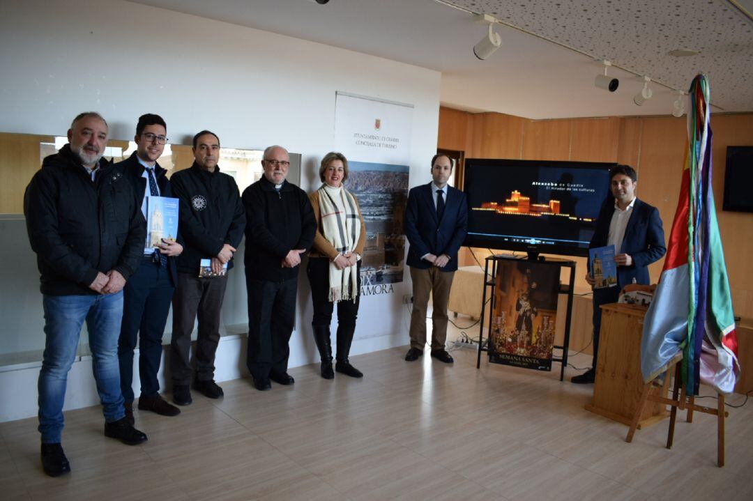 Momento de la presentación en Guadix.