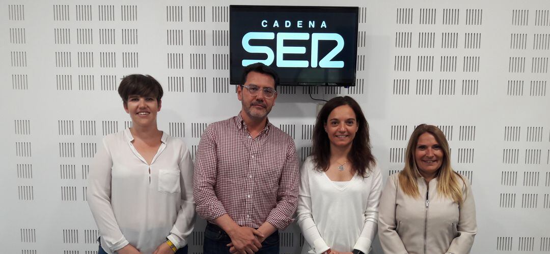 De izquierda a derecha, Yolanda Hidalgo (IU-Madrid en pie), Carlos González Pereira (Partido Popular), Sara Hernández (actual alcaldesa, PSOE) y Mónica Cobo (Ciudadanos). 