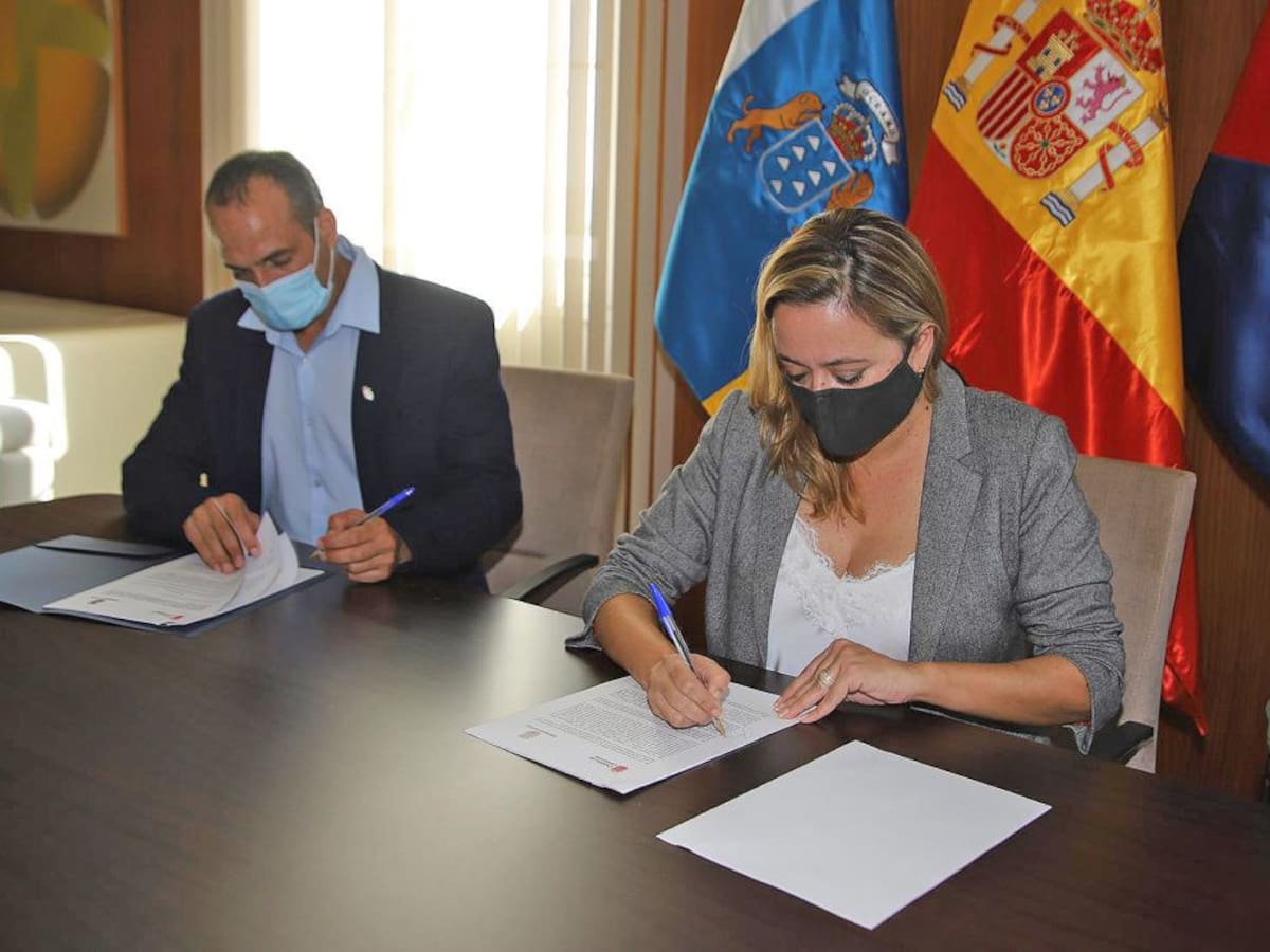 El Cabildo firma la adenda al convenio de la Cueva de Los Verdes