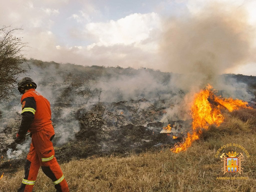 Incendio atendido por los Bomberos de Aranda