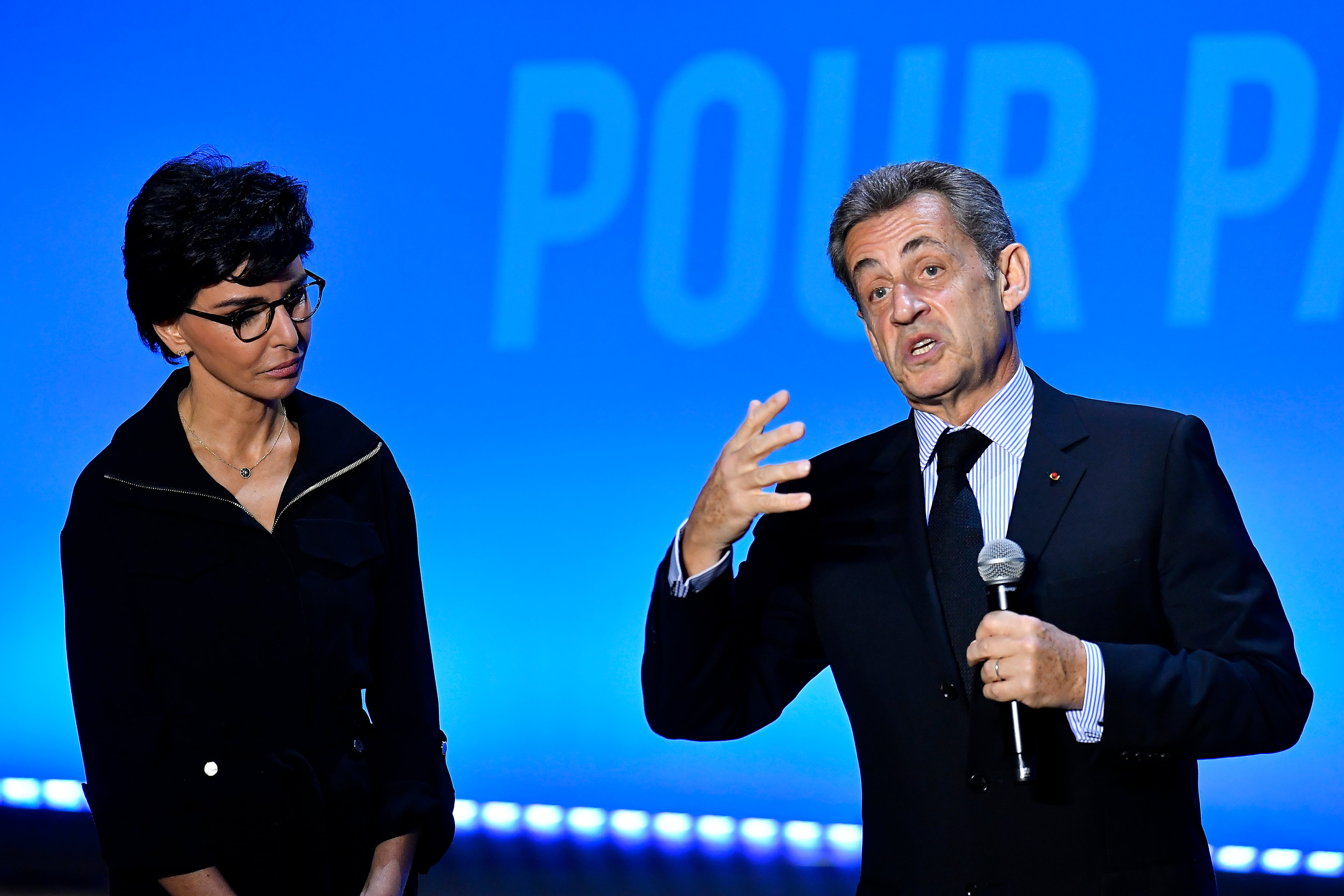 La recién nombrada ministra de Cultura del Gobierno de Macron, Rachida Dati, junto con Sarkozy en una imagen de archivo