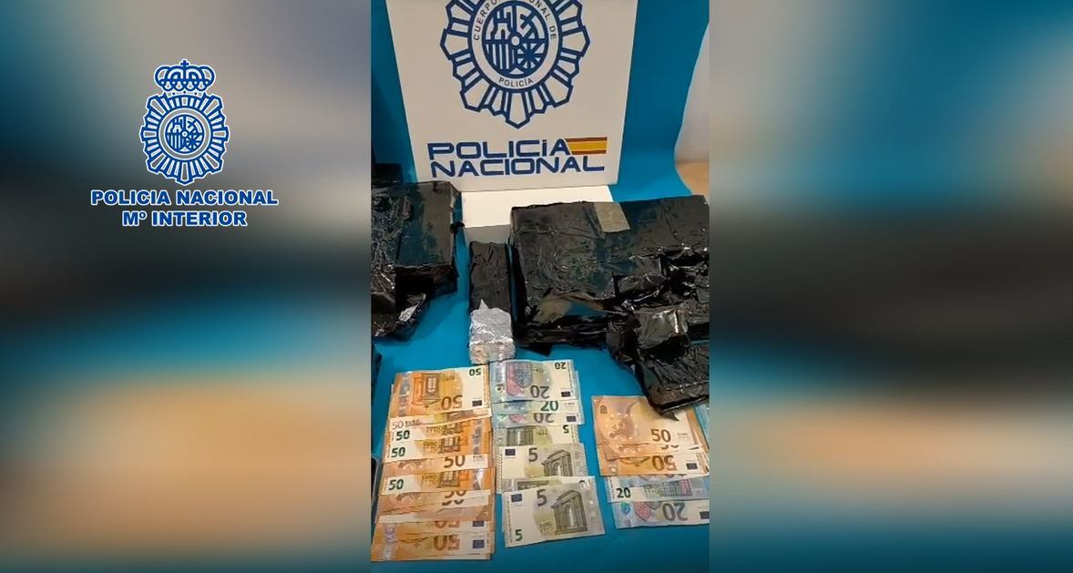 Droga y dinero incautado por la Policía Nacional.