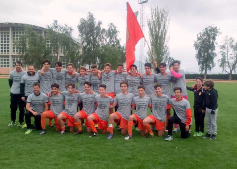 Equipo cadete de la Escuela de Fútbol Idella C. F.