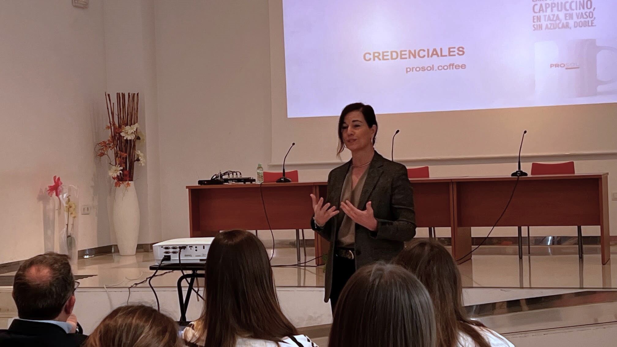 Charla de Rocío Hervella de Prosol en el instituto Victorio Macho