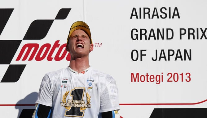 Pol Espargaró es el campeón Mundial de motociclismo en Moto2.