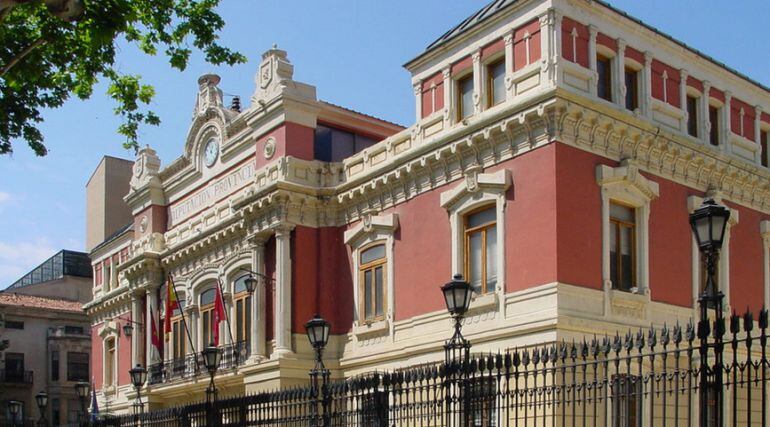 Ganemos-IU ha recurrido la RPT de la Diputación