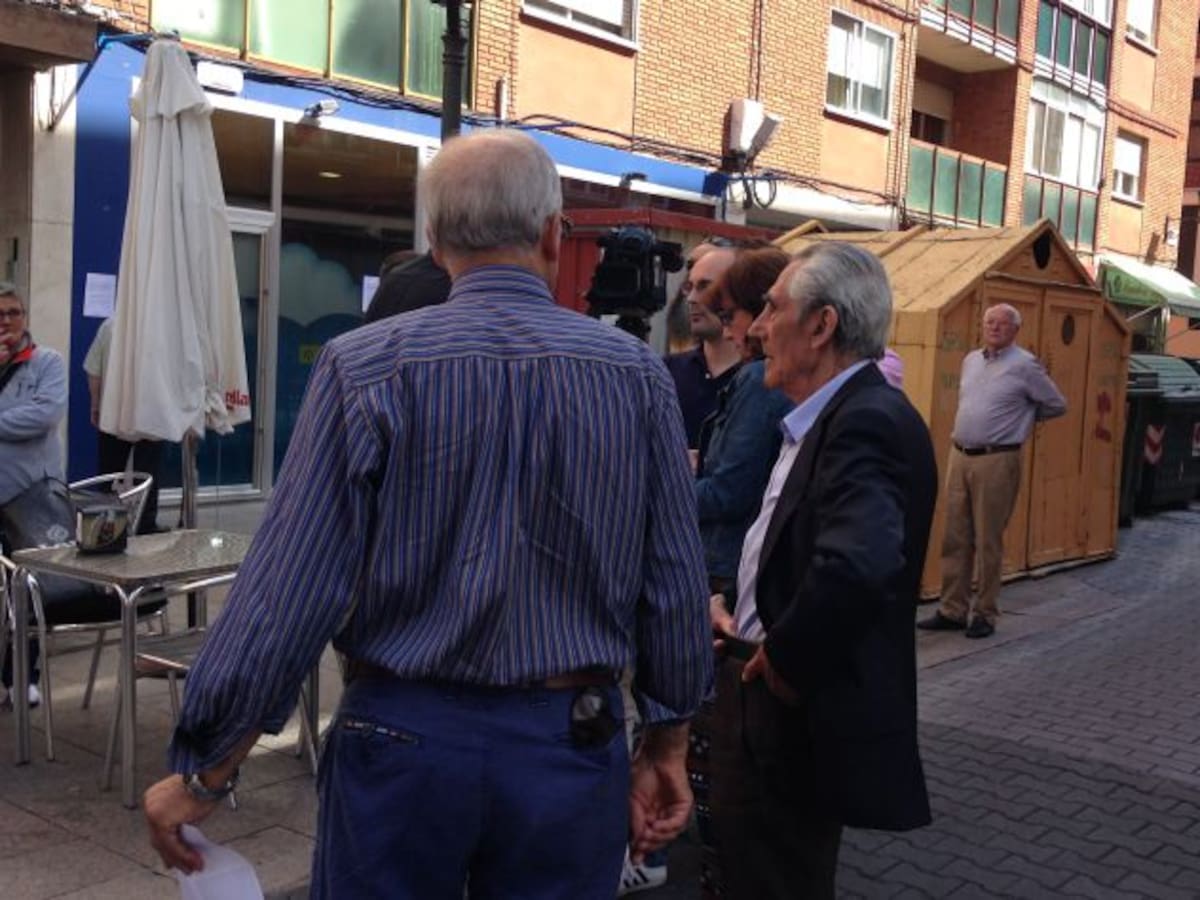 La presión vecinal y de los comerciantes paraliza las obras de la calle Panaderas