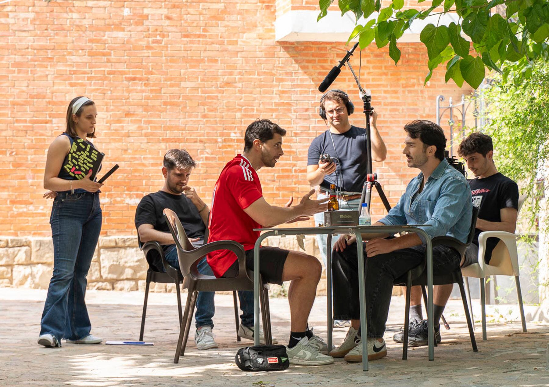 Un instante del making-off de la grabación del corto que se rodó en Benilloba