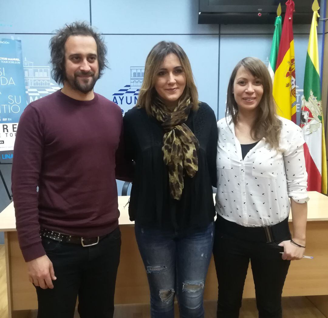 Manu Flores, Juana Cruz y Ana Gómez.