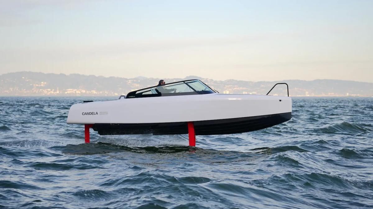 Embarcación eléctrica 'Candela C-8'