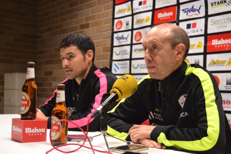 Dani Montes y Santi Valladares, en la rueda de prensa previa al partido