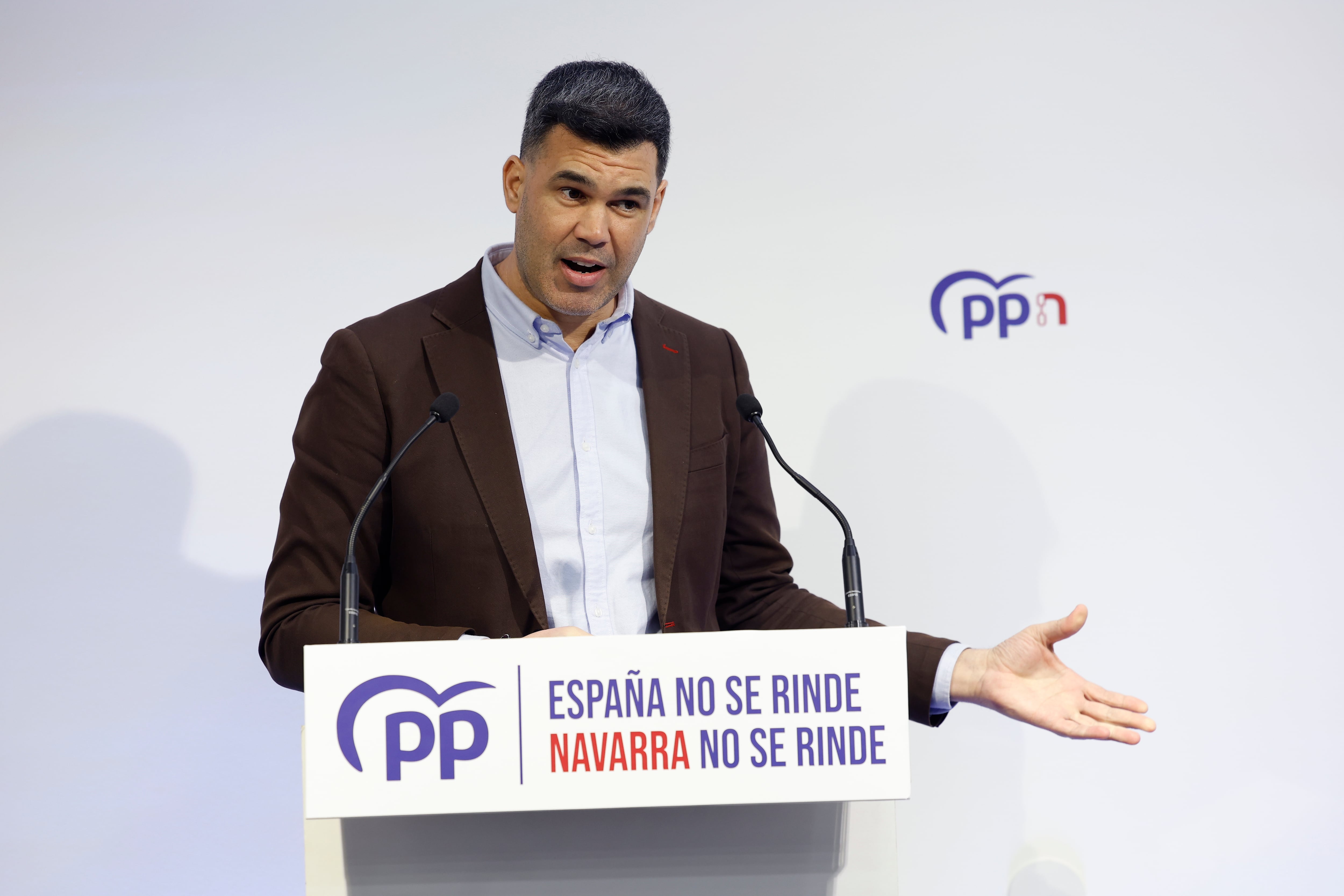 Javier García en la sede del PP en Navarra. EFE