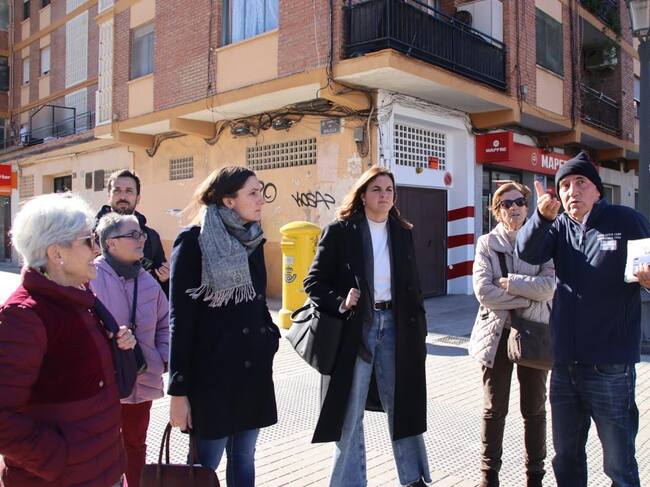 Sandra Gómez ha presentado el proyecto ante los vecinos y vecinas de Malilla