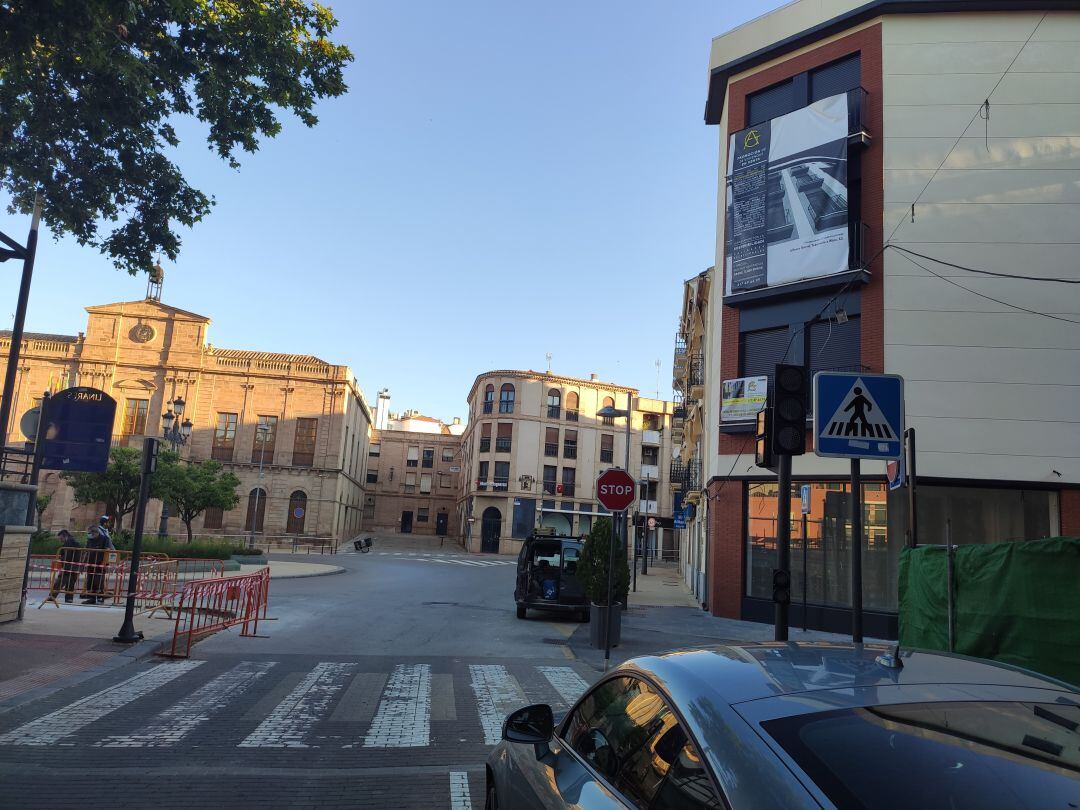 Acceso actual a Plaza del Ayuntamiento desde calle Carnicería